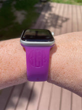 Load image into Gallery viewer, Apple Watch Color Changing Bands
